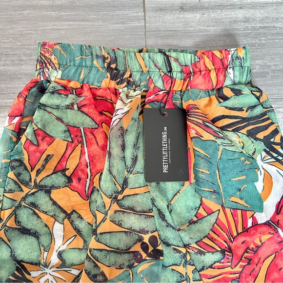 Pretty Little Thing Beach Coverup Set - Picture 11 of 12